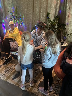 Disco für Kinder im Snake Bar
