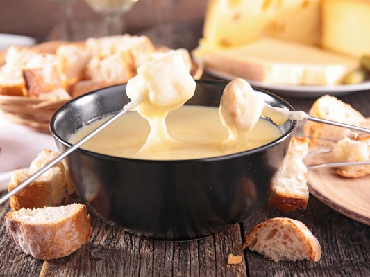 Fondue Plausch am Abig uf de Ochsenalp