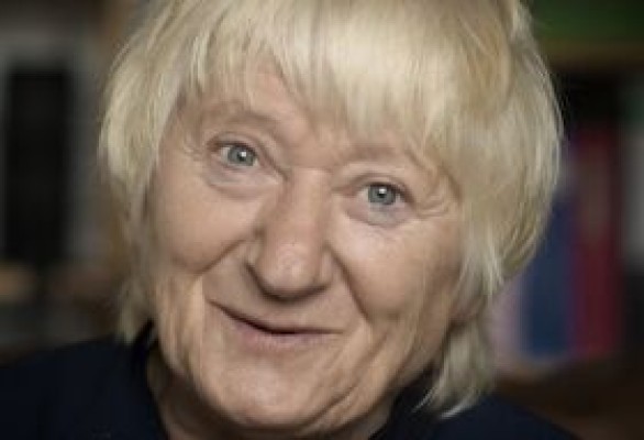 Carmen Maja Antoni: Lo extraño, maravilloso y curioso en torno al abeto