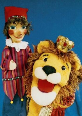 Kasper and the Lion King - Hand Puppet Play for Children from Four Years Old