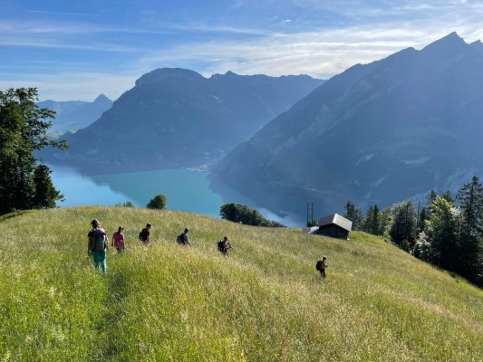 Bergwanderung Isenthaler Mundartweg - Unterwegs mit Ürner Dialekt und Ausblick