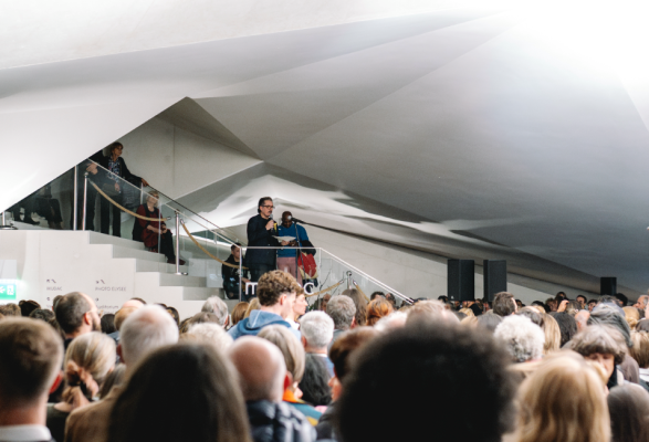 Vernissage – Magie et Design