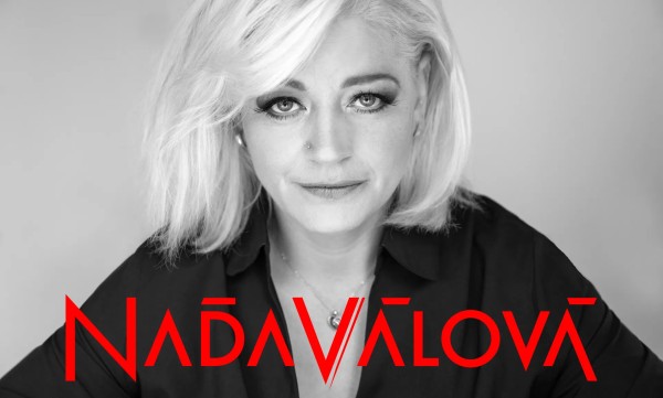 Naďa Válová & Band mit Respekt vor Eva Olmerová
