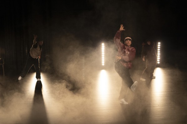 B-Girl Battles Ein Breaking Tanzstück