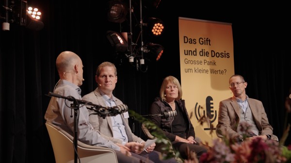 Live-Podcast zu Versorgungssicherheit: Volle Regale? – aber natürlich! Wie sicher ist unsere Versorgung wirklich?