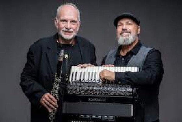 Helmut Eisel & Nino Deda en Folkclub Prisma e. V. Pforzheim - Klezmer goes Balkan