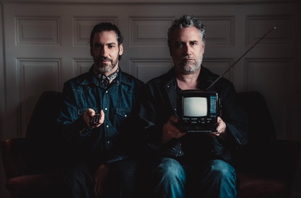 Riklin & Schaub – Pictures That Catch the Eye