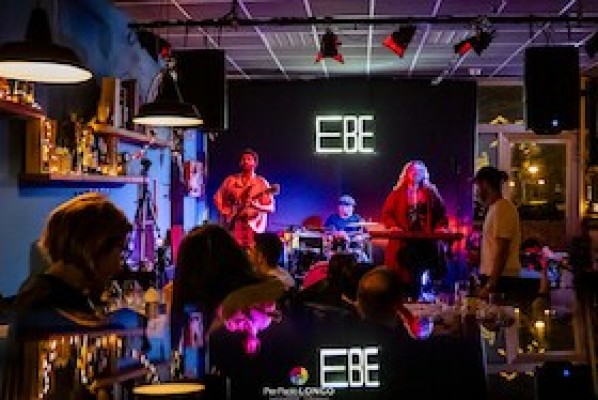 Voodoo Child show en vivo - Club 27 - Un homenaje a Jimi Hendrix, Janis Joplin, Jim Morrison, Brian Jones, Duane Allman, Robert Johnson y Amy Winehouse