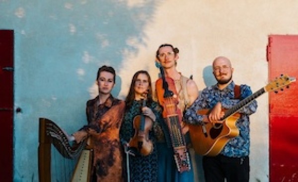 Woodlands Bäckafall en Folkclub Prisma e. V. Pforzheim - Folk de Suecia e Irlanda